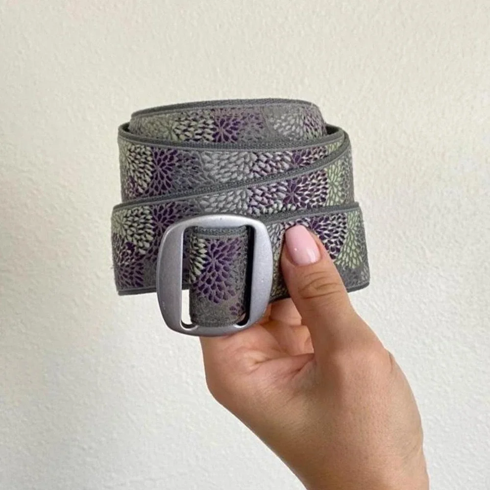 Bisons Design Floral Patterned Fabric Belt Made in USA